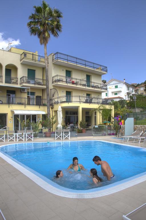 Hotel Casella Pietra Ligure Exterior photo